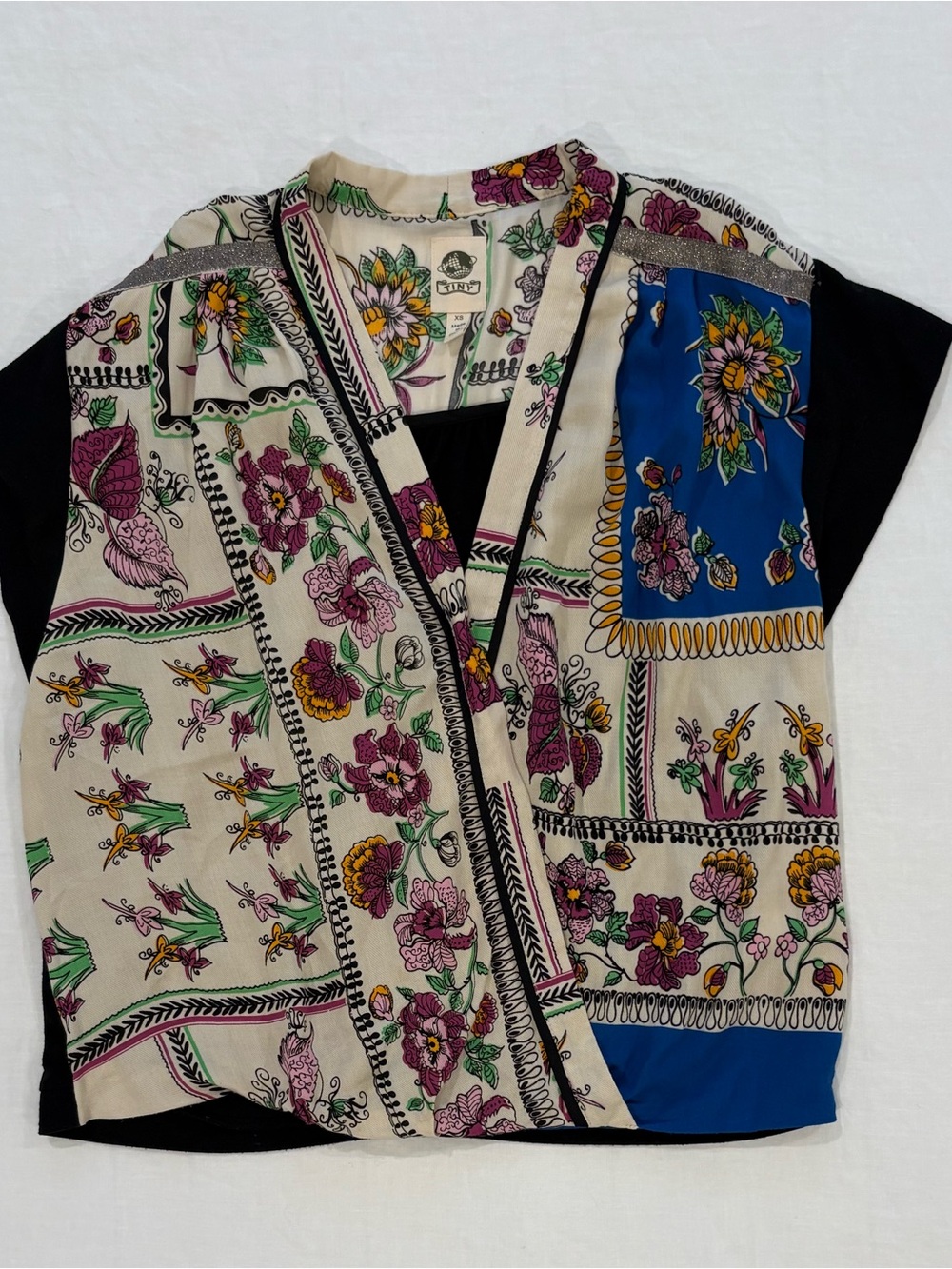 TINY Floral Patchwork V-Neck Crop Top - Cream & Blue